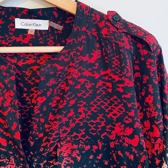 Calvin Klein pattern blouse - great condition!! - Picture 1 of 8